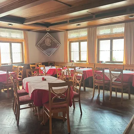 Inn Zum Hirsch